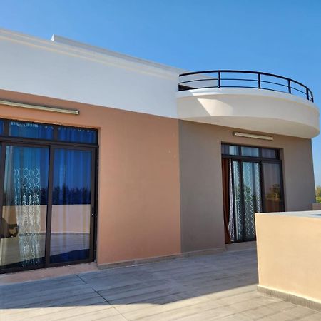 Ocean Heaven Hotel Mahajanga Kültér fotó