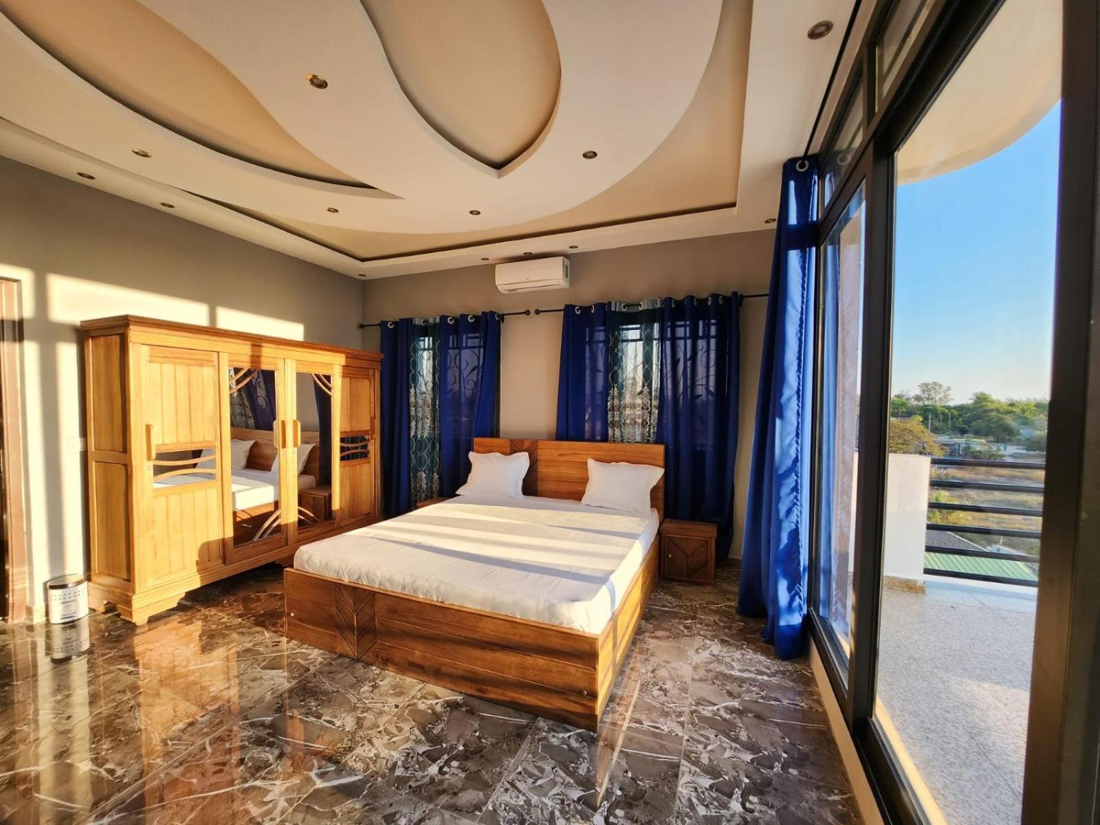 Ocean Heaven Hotel Mahajanga Kültér fotó