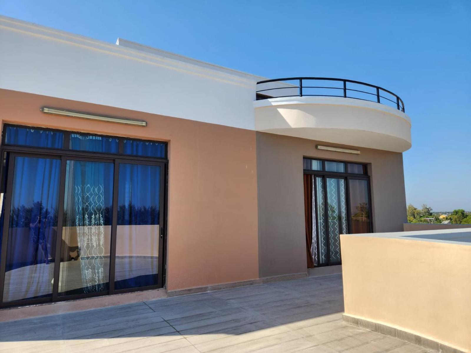 Ocean Heaven Hotel Mahajanga Kültér fotó