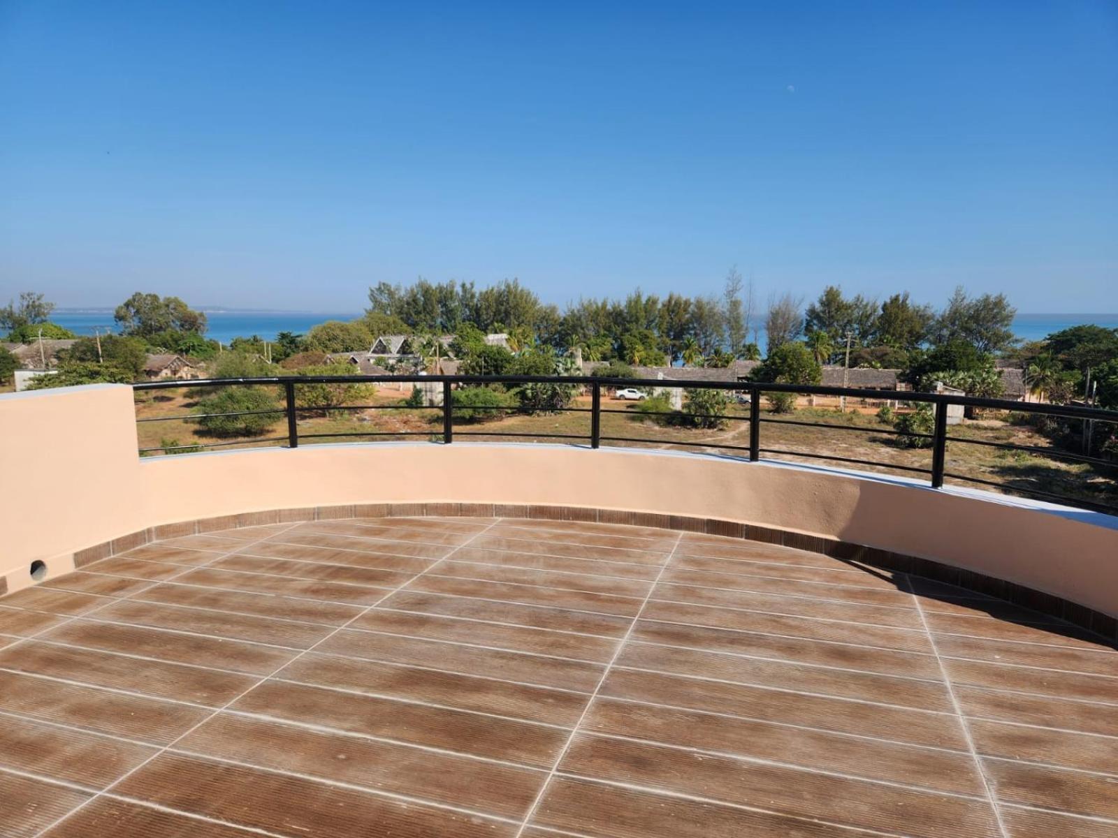 Ocean Heaven Hotel Mahajanga Kültér fotó