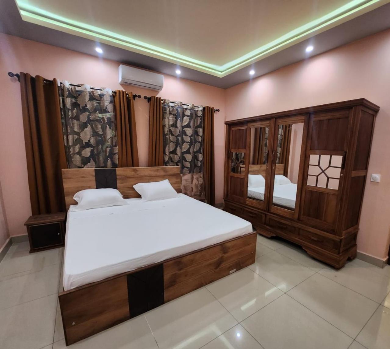 Ocean Heaven Hotel Mahajanga Kültér fotó